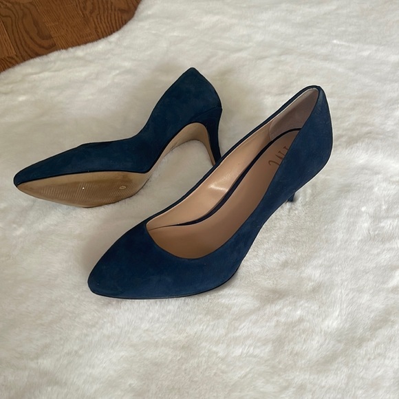 INC velvet heel size 7.5 - Picture 3 of 7
